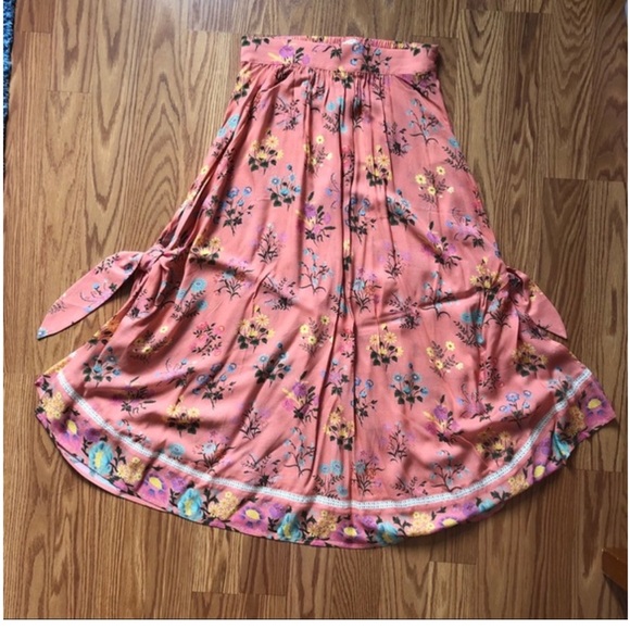 Spell & the gypsy peach floral skirt with bows - Picture 3 of 4